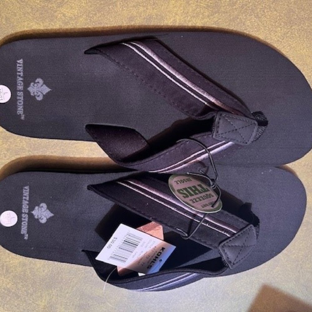 NWT Vintage Stone Black Men's Flip Flops Thongs size Large 10/11